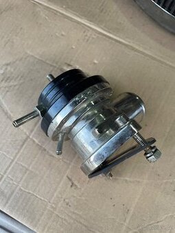 Blow off ventil stavitelný uni