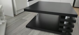 Konferenční stůl Token