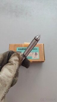 ČSN 243317 Pevný hrot zploštělý původní NAREX MK1