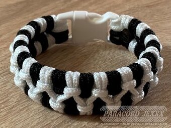 Paracord náramek (20 cm) black - white