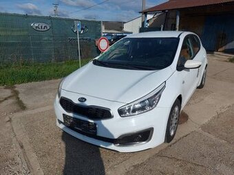 Kia Ceed 2012 - 2017 hatchback 5dv
