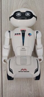 Silverlit: MacroBot