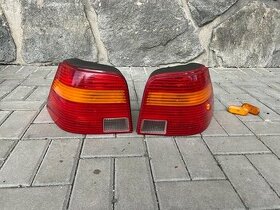 VW Golf IV zadní světla a přední blinkry