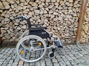 Invalidní vozík do 60 cm futer