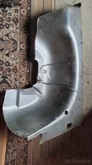 NOVÝ přední podběh levý Škoda 120, 105, 130, garde, rapid