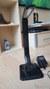 LED stolní lampa 18W