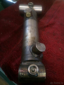Hydraulický válec - 1
