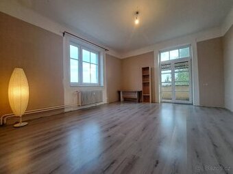 Pronájem bytu s lodžií 2+1 Husovice 70m2, nájem 16.000,- Kč