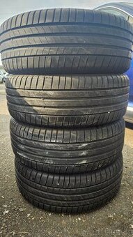 225/60R17