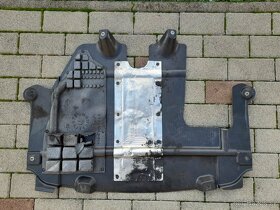 Kryt pod motor na Mini Cooper R56