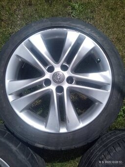 OPEL Astra J, orig. Litá kola s letní pneu 235/45/R18