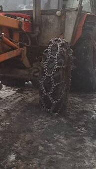 Hrotové řetězy na předek