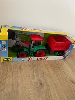 Traktor s přívěsem Lena Truxx