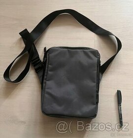 Taška přes rameno na tablet Trust NOVÁ