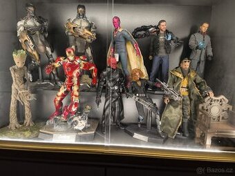 Hot toys