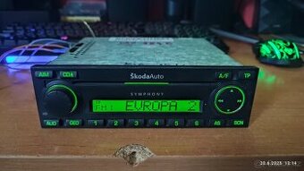🎶 Autorádio Škoda Symphony – plně funkční + kód ✅