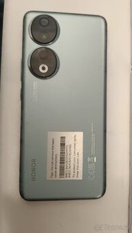 Honor 90