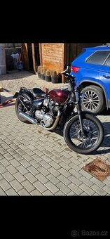 Triumph bonneville bobber 2017