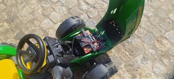 Pět perego John deere