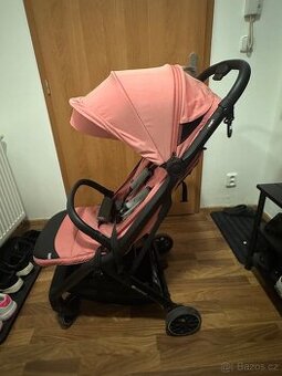 Kocarek do letadla Kinderkraft Nubi 2