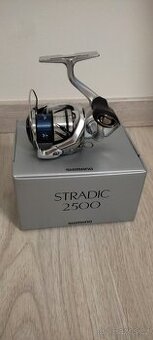 Naviják Shimano Stradic 2500