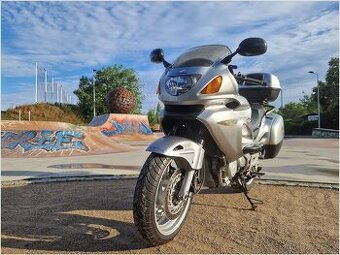 Honda NT650V Deauville