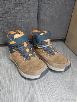 Zimní boty Decathlon vel 28