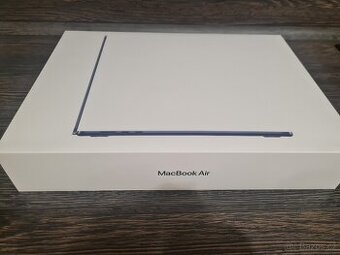 Apple MacBook Air 15" M3 2024 Temně inkoustový - Nový /BRNO