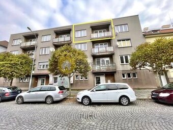 Pronájem bytu 2+1, 62 m2, lodžie, sklep, ul. Bezděkovská, St - 1