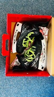 Brusle CCM Tacks XF Pro JR vel. 2, eu35