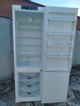 Kombinovaná lednice s mrazákem LIEBHERR CN 4015