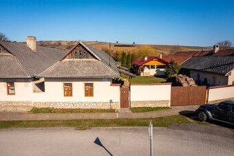 ZNÍŽENIE Na predaj krásny rodinný vidiecky dom v Maďarsku - 1