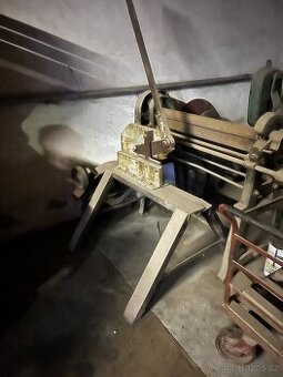 Pákové nůžky na plech