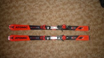 Dětské sjezdové (carvingové) lyže + hůlky + lyžáky