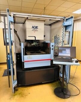 Prodávám Použitá drátová řezačka AGIE AGIECUT PROGRESS V2, r