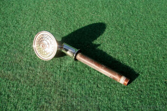 starožitná sprchová hlava v super stavu