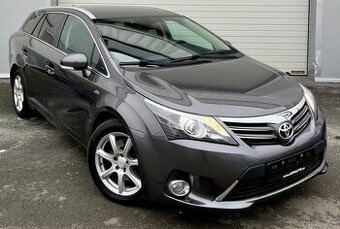 TOYOTA AVENSIS 2.2 D-4D 110 kW • 2011 • BOHATÁ VÝBAVA - 1