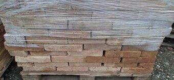 Staré ručně dělané cihly 1800 ks