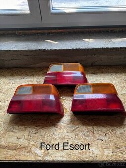 Ford Escort svetlomety