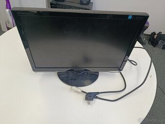 Samsung SyncMaster 923NW – 19" LCD monitor, 1440x900, DVI-D