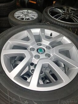 5x112r17 zimní sada VW Tiguan Kodiaq Karoq Yeti