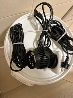 Proudové čerpadlo do mořského akvária . Jecod .