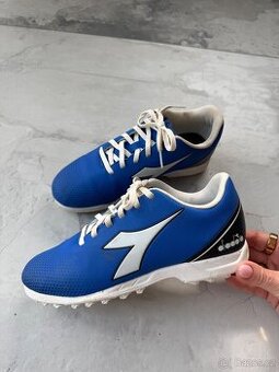 Diadora vel 36,5