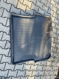 Gumová vana do kufru Škoda Octavia II Kombi