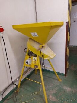 Šrotovník kladívkový