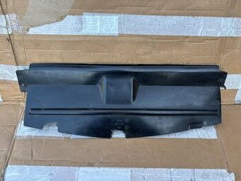 Kryt chladiče na BMW E28