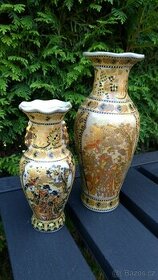 Různé vázy keramické či skleněné
