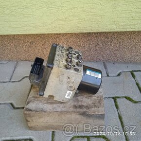 Škoda-VW-Seat-Audi.-jednotka ABS - 3C0614095P