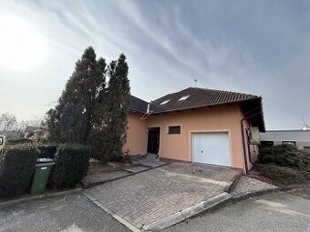 Pronájem podkrovního bytu, Veselí nad Lužnicí