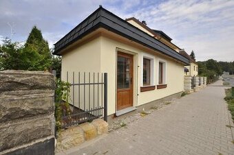 Pronájem - obchodní prostor, 18m2, Trutnov - ulice Žižkova